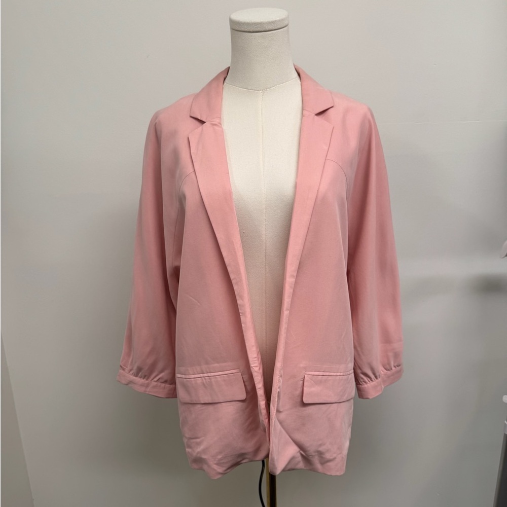 Chico’s Blush Pink Stretch Blazer Jacket – Size 2 (L/12) – Feminine & Polished